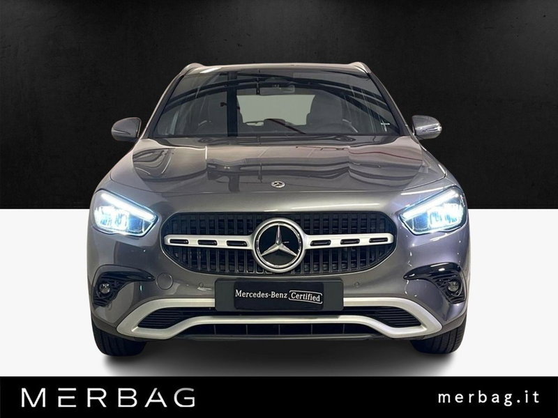Mercedes-Benz GLA SUV nuova a Milano (3)