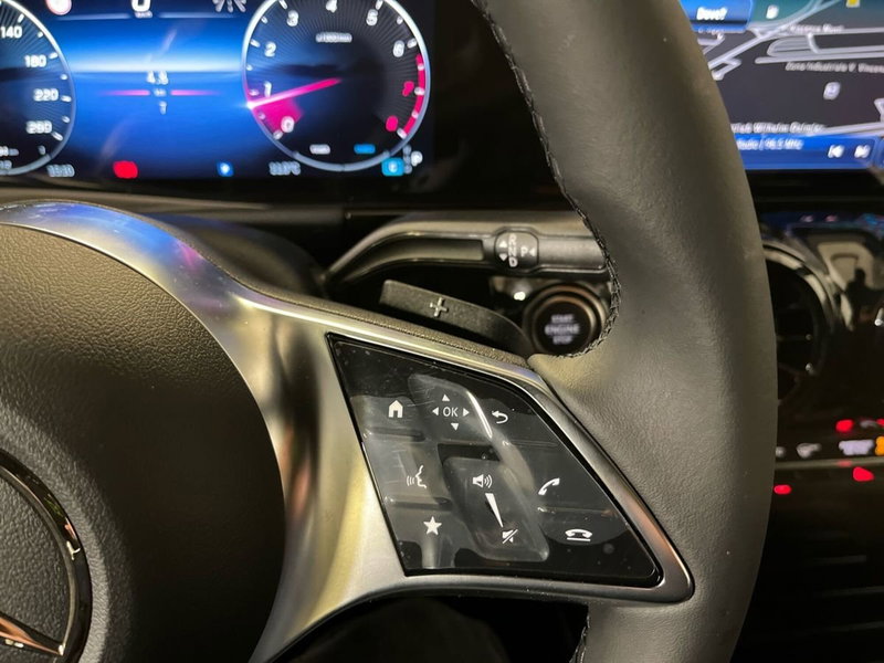 Mercedes-Benz GLA SUV nuova a Milano (19)