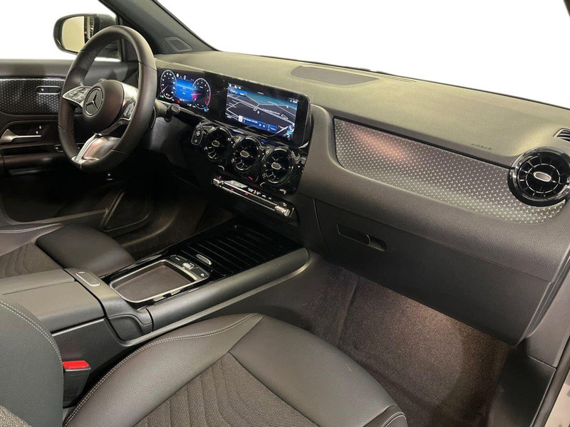 Mercedes-Benz GLA SUV usata a Milano (15)