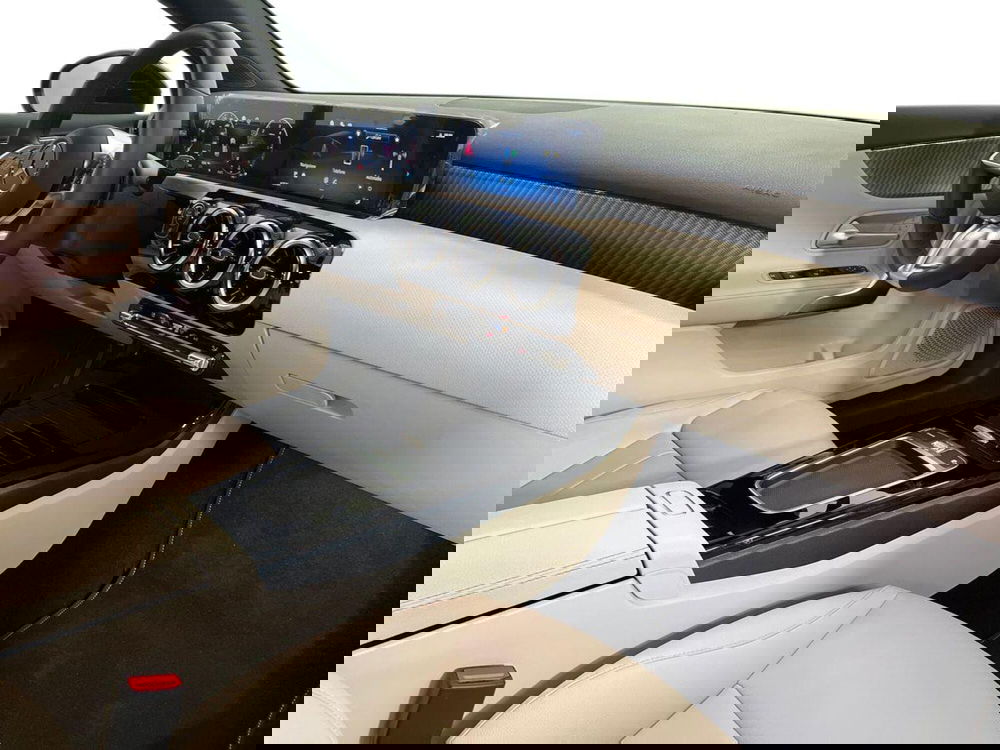 Mercedes-Benz Classe A usata a Milano (15)