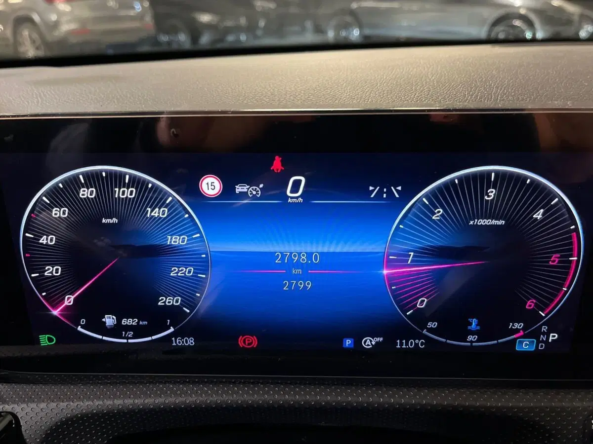 Mercedes-Benz Classe A usata a Milano (13)