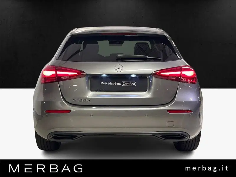 Mercedes-Benz Classe A nuova a Milano (4)