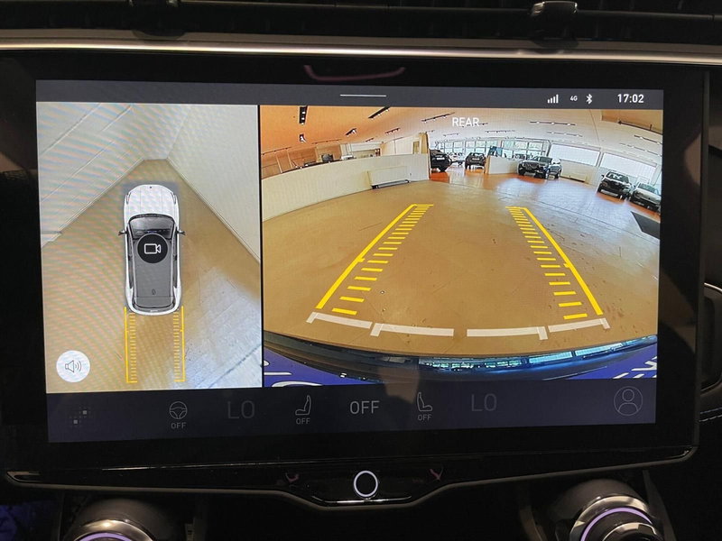 Lynk & Co 01 usata a Como (14)