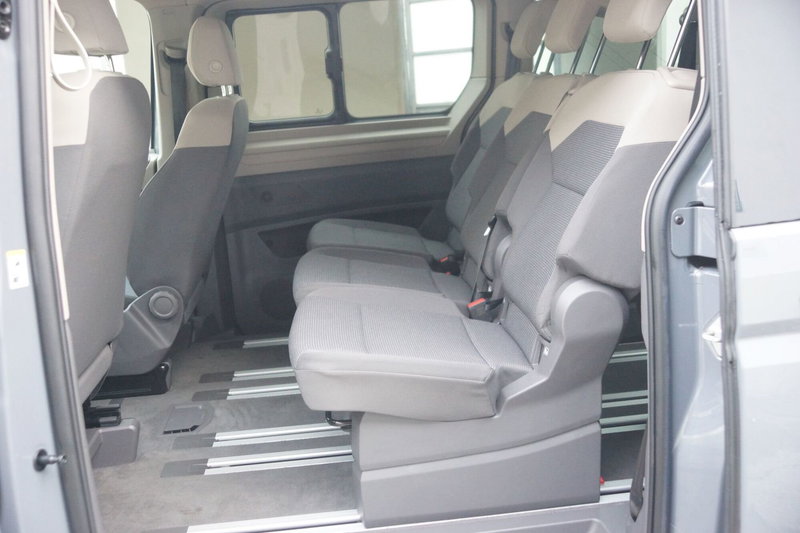 Volkswagen Multivan usata a Torino (10)