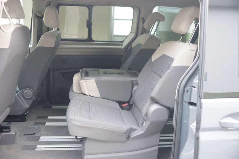 Volkswagen Multivan usata a Torino (11)