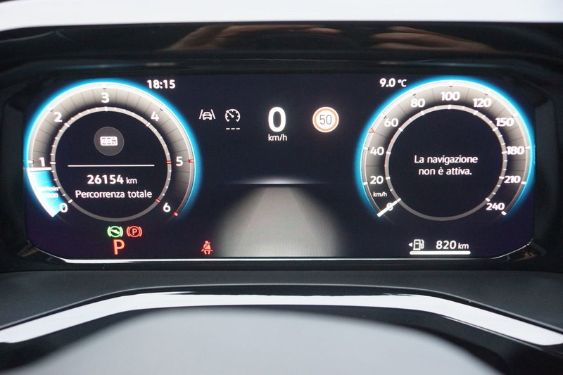 Volkswagen Multivan usata a Torino (18)