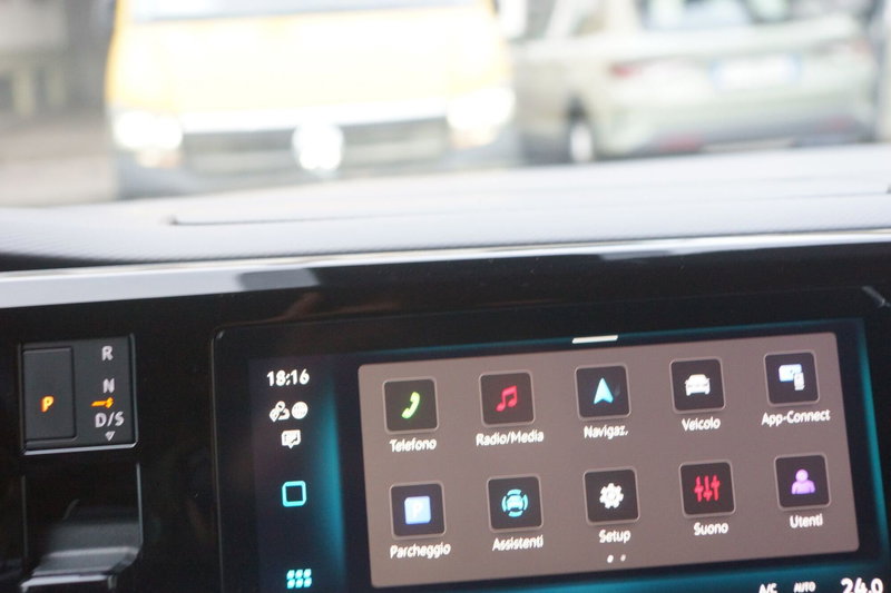 Volkswagen Multivan usata a Torino (19)