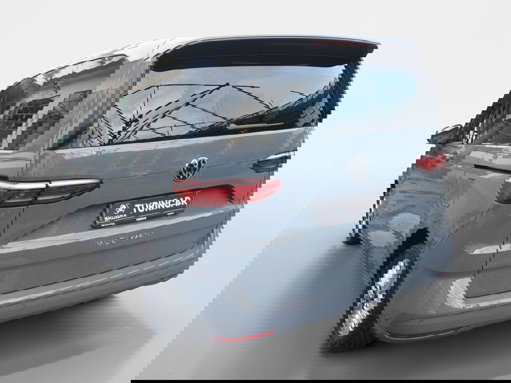 Volkswagen Multivan usata a Torino (5)