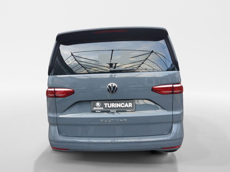 Volkswagen Multivan usata a Torino (6)