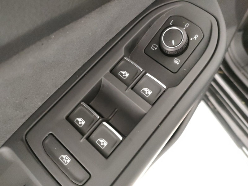 Volkswagen Golf Variant usata a Napoli (10)