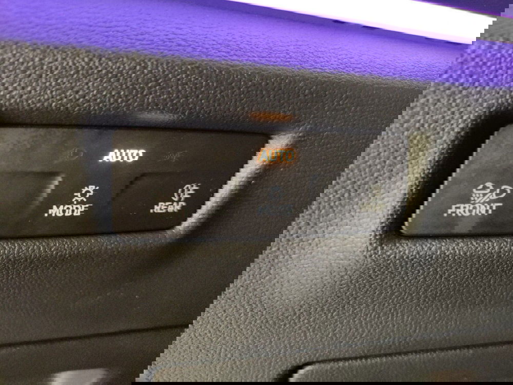 Volkswagen Tiguan usata a Napoli (12)