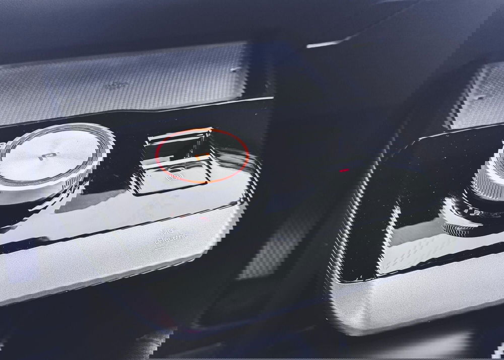 Mg MG4 usata a Vercelli (10)