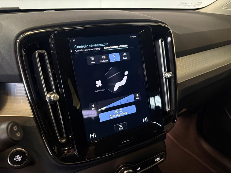 Volvo XC40 usata a Monza e Brianza (10)