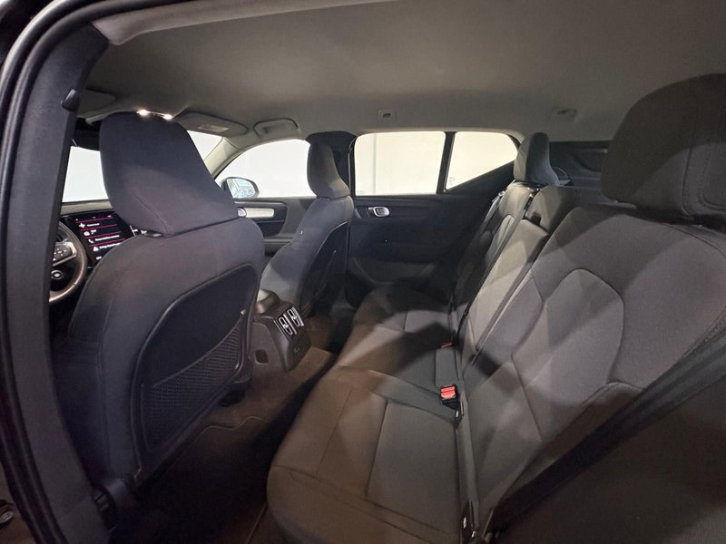 Volvo XC40 usata a Monza e Brianza (13)