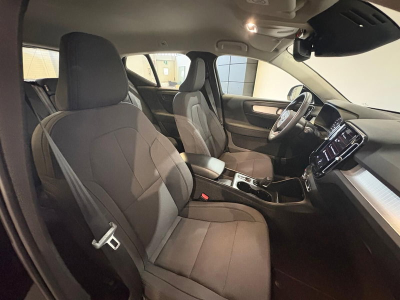 Volvo XC40 usata a Monza e Brianza (15)