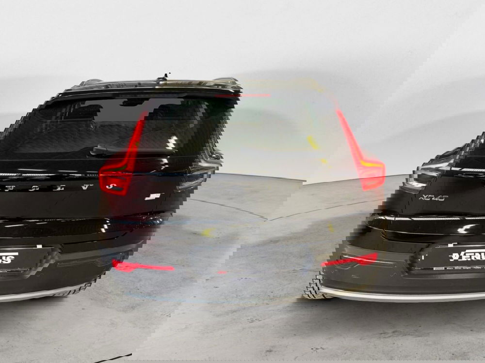 Volvo XC40 usata a Monza e Brianza (5)