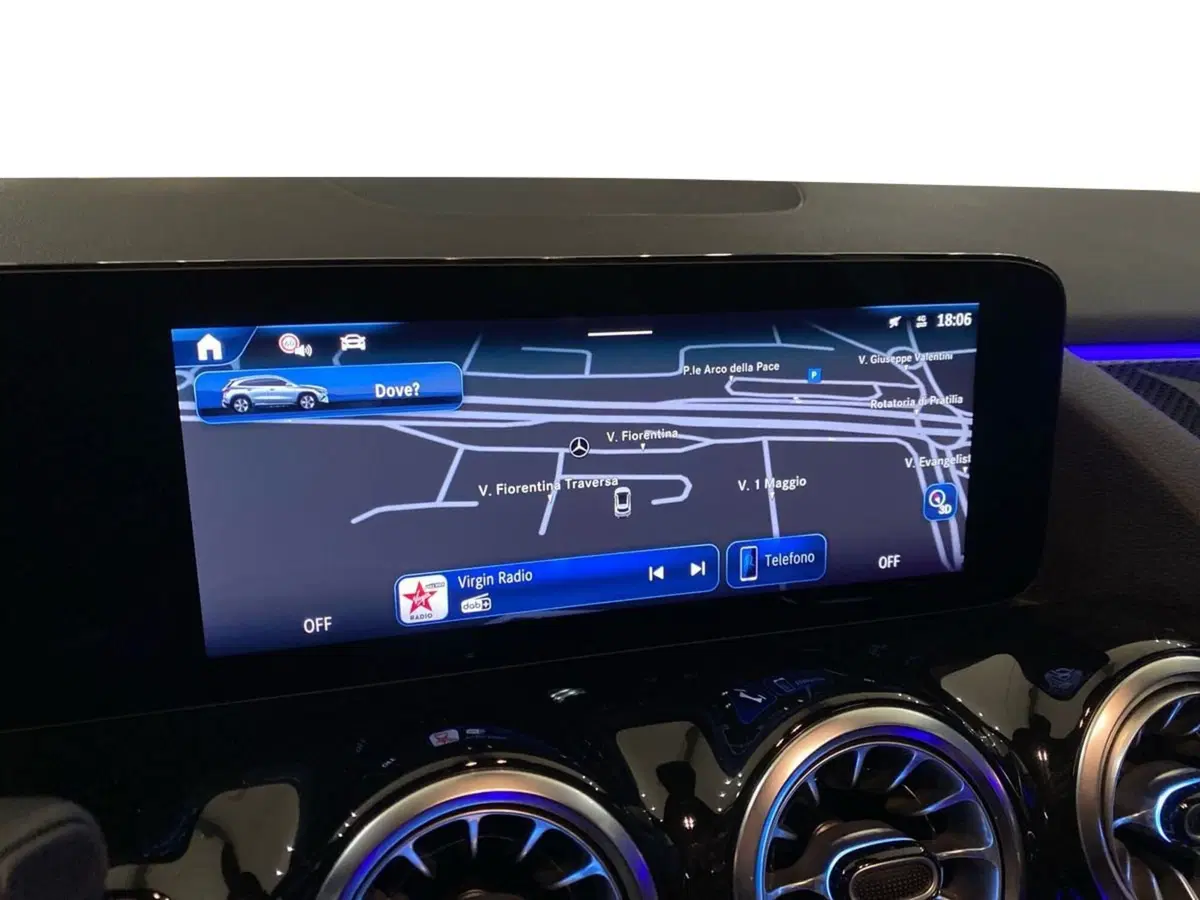Mercedes-Benz GLA SUV usata a Prato (18)