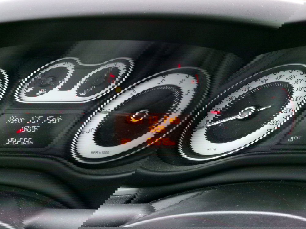 Fiat 500L Living usata a Venezia (8)