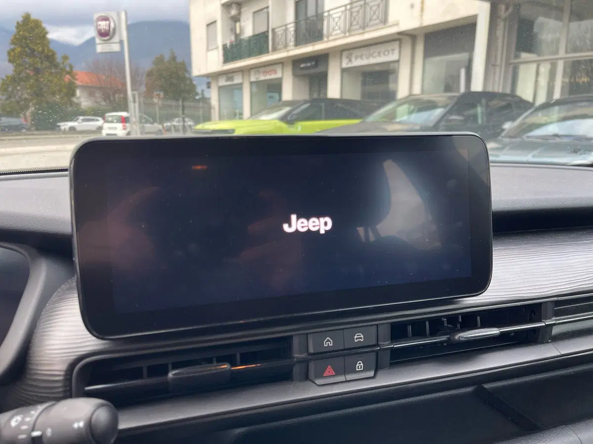 Jeep Avenger usata a Frosinone (12)