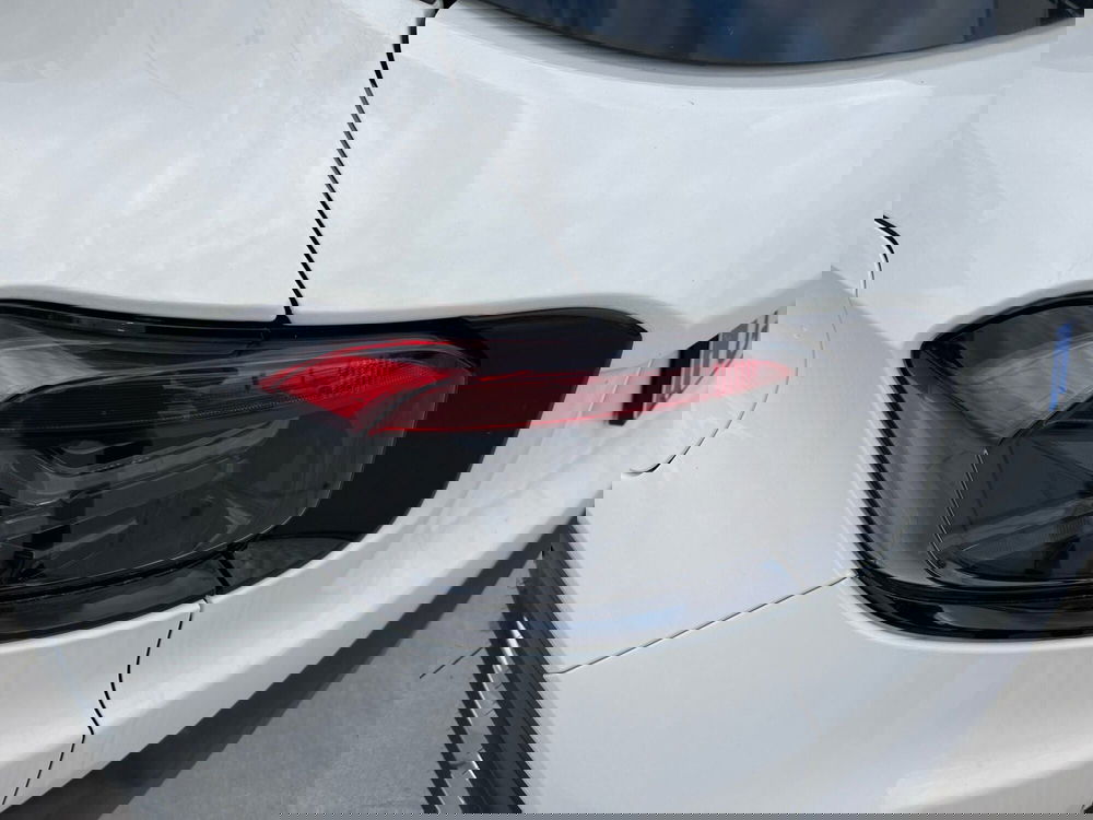 Jeep Avenger usata a Frosinone (19)