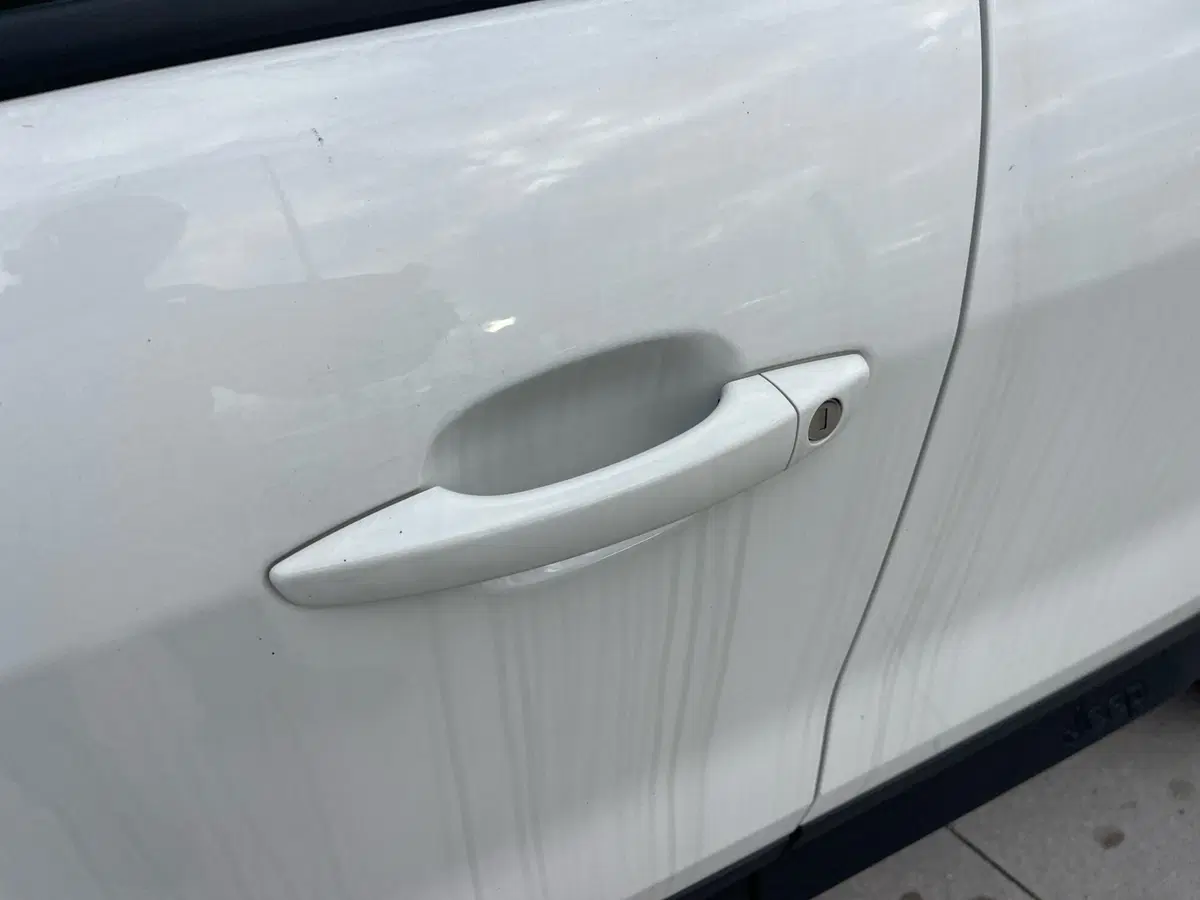 Jeep Avenger usata a Frosinone (20)