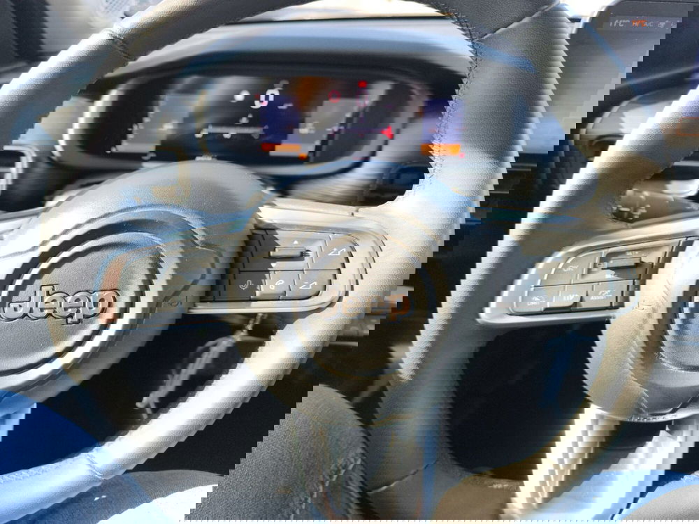 Jeep Avenger usata a Frosinone (14)