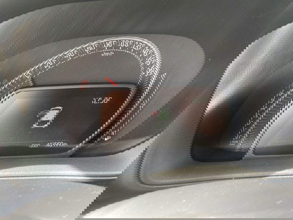 Toyota Aygo X usata a Frosinone (17)