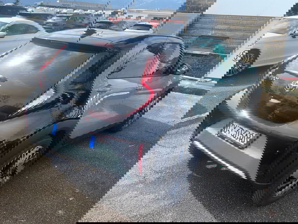 Toyota Aygo X usata a Frosinone (4)