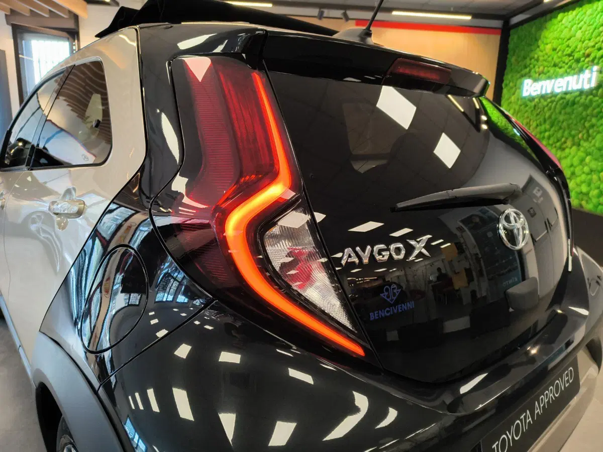 Toyota Aygo X usata a Catanzaro (10)