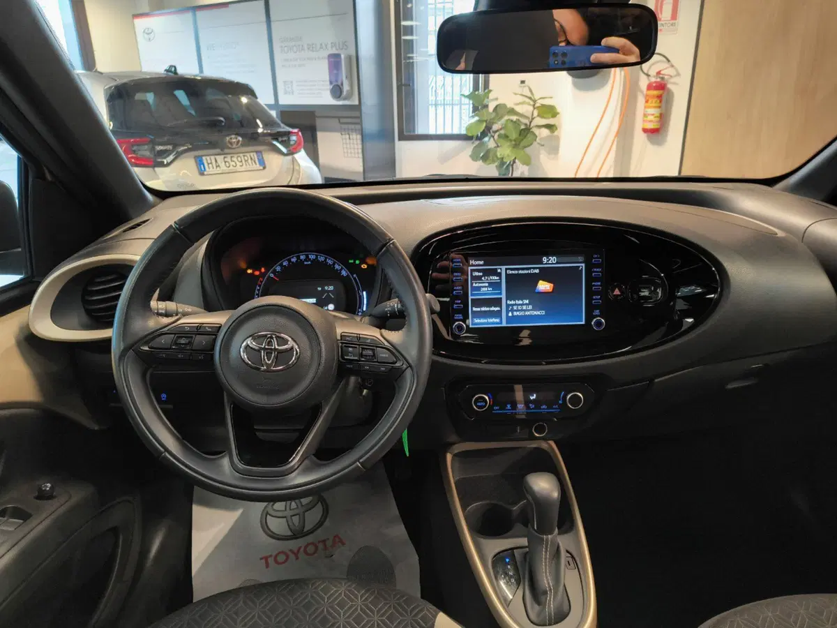 Toyota Aygo X usata a Catanzaro (18)