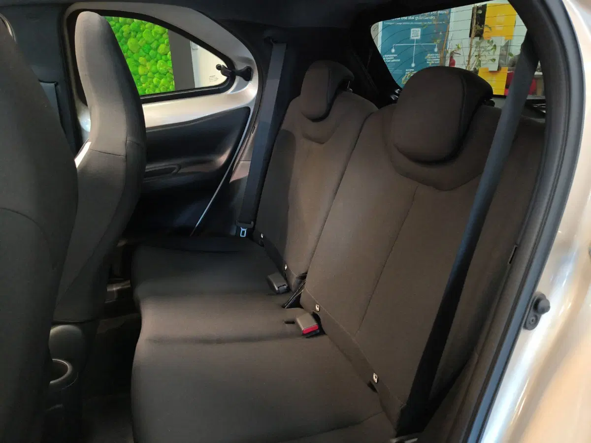 Toyota Aygo X usata a Catanzaro (19)