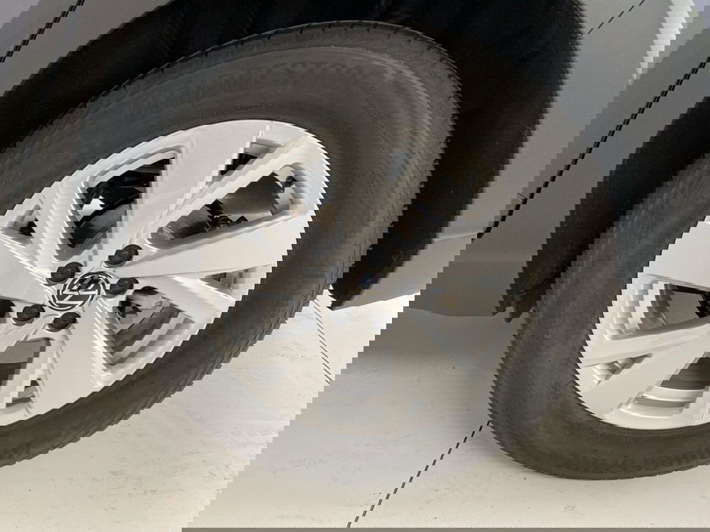 Volkswagen Taigo nuova a Lodi (10)