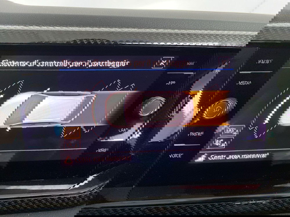 Volkswagen Taigo nuova a Lodi (14)