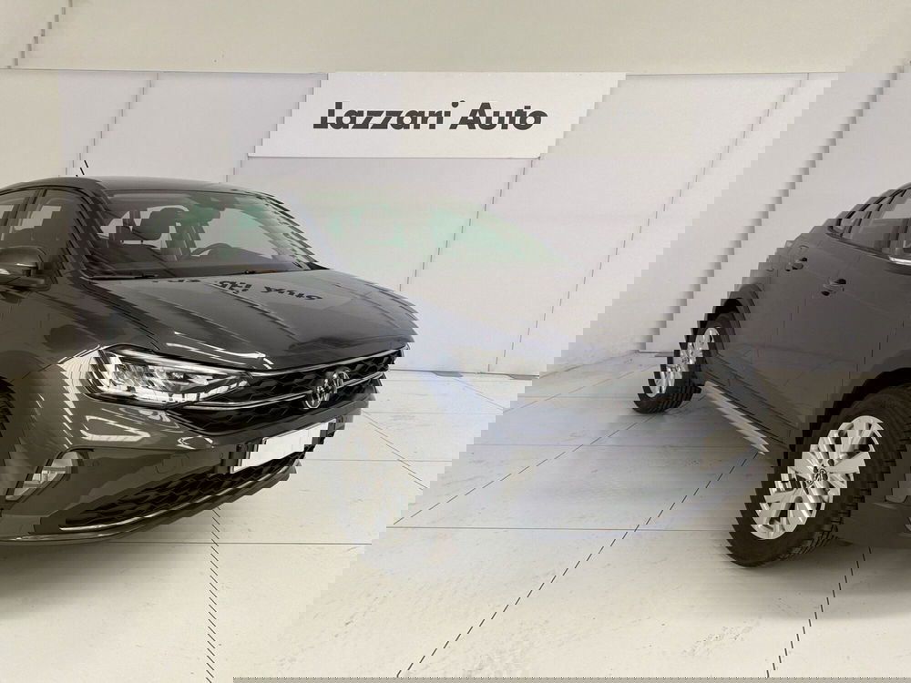 Volkswagen Taigo nuova a Lodi (3)