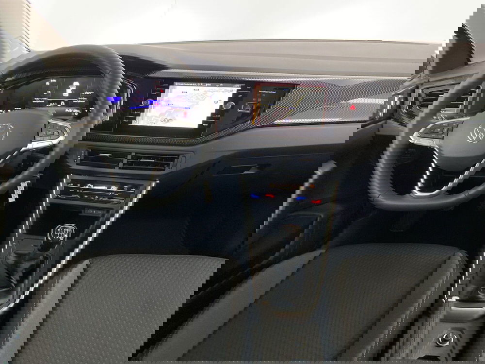 Volkswagen Taigo nuova a Lodi (8)