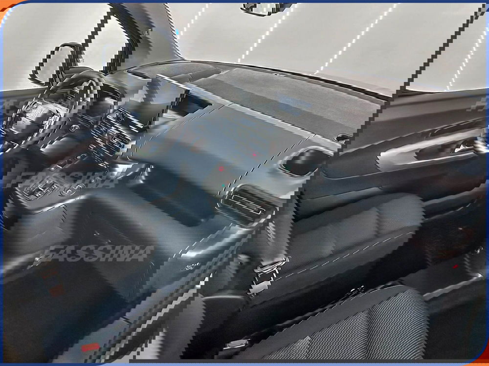 Fiat Doblò nuova a Milano (13)