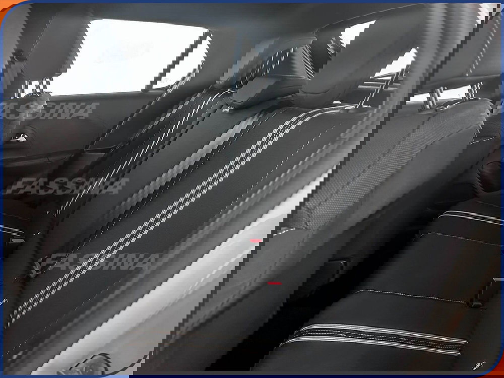 Opel Corsa usata a Milano (10)