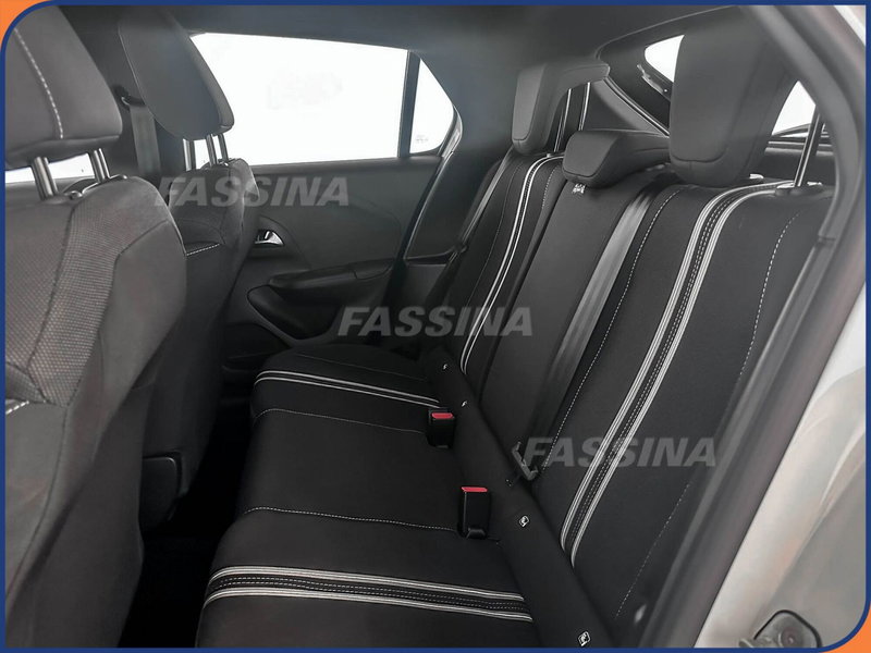 Opel Corsa usata a Milano (10)