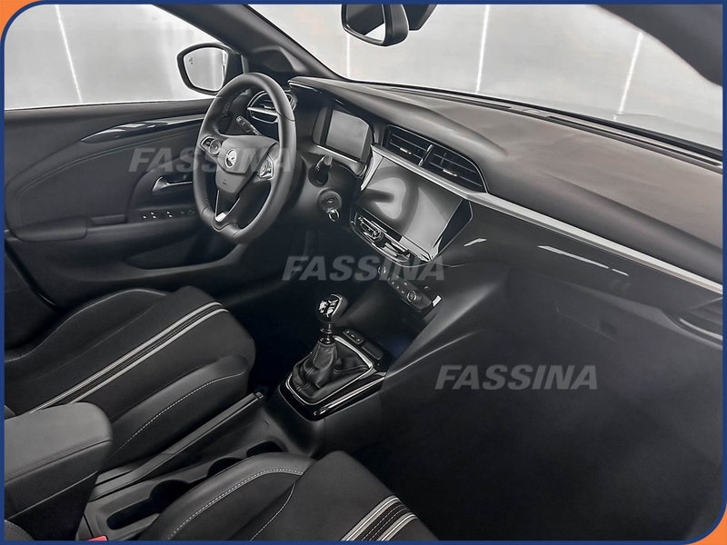 Opel Corsa usata a Milano (12)