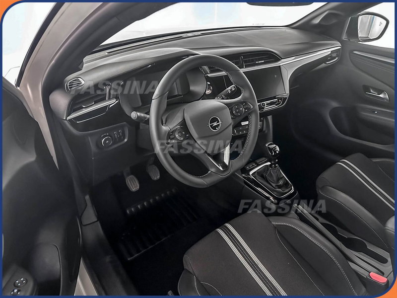 Opel Corsa usata a Milano (9)