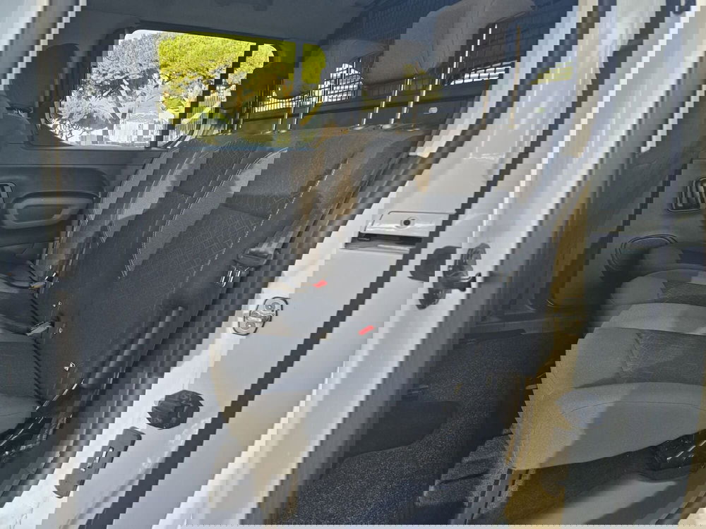 Peugeot Rifter usata a Massa-Carrara (12)