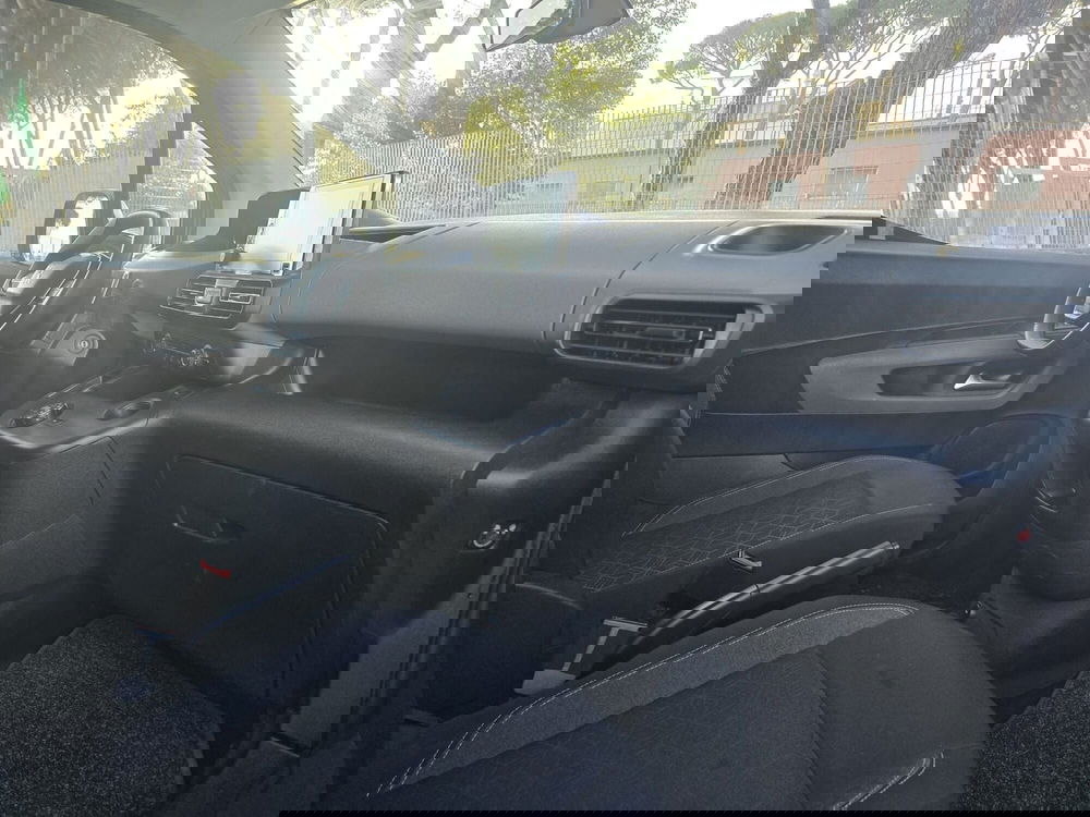 Peugeot Rifter usata a Massa-Carrara (14)