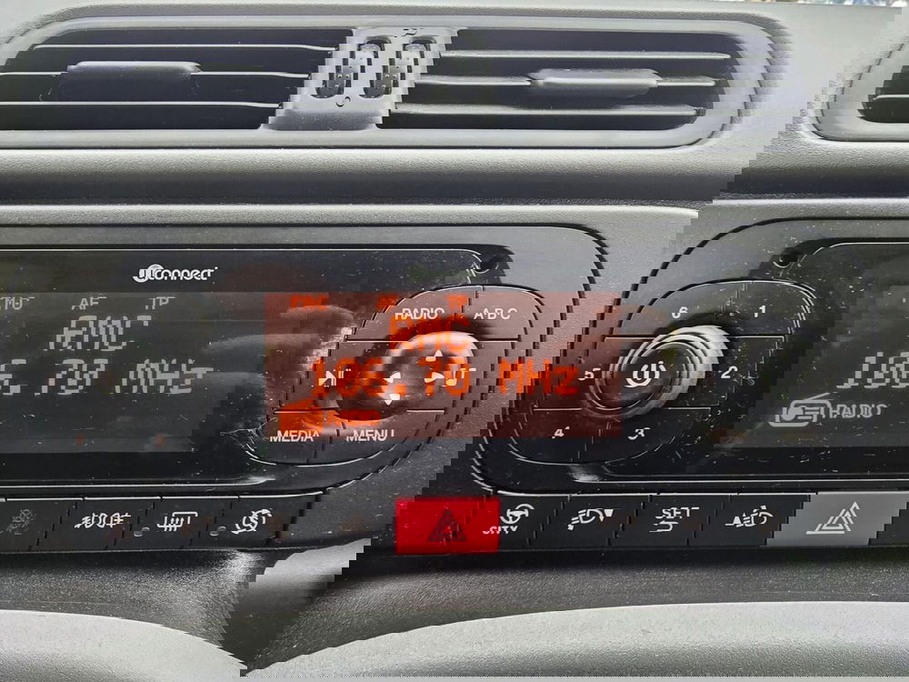 Fiat Panda Cross usata a Massa-Carrara (12)