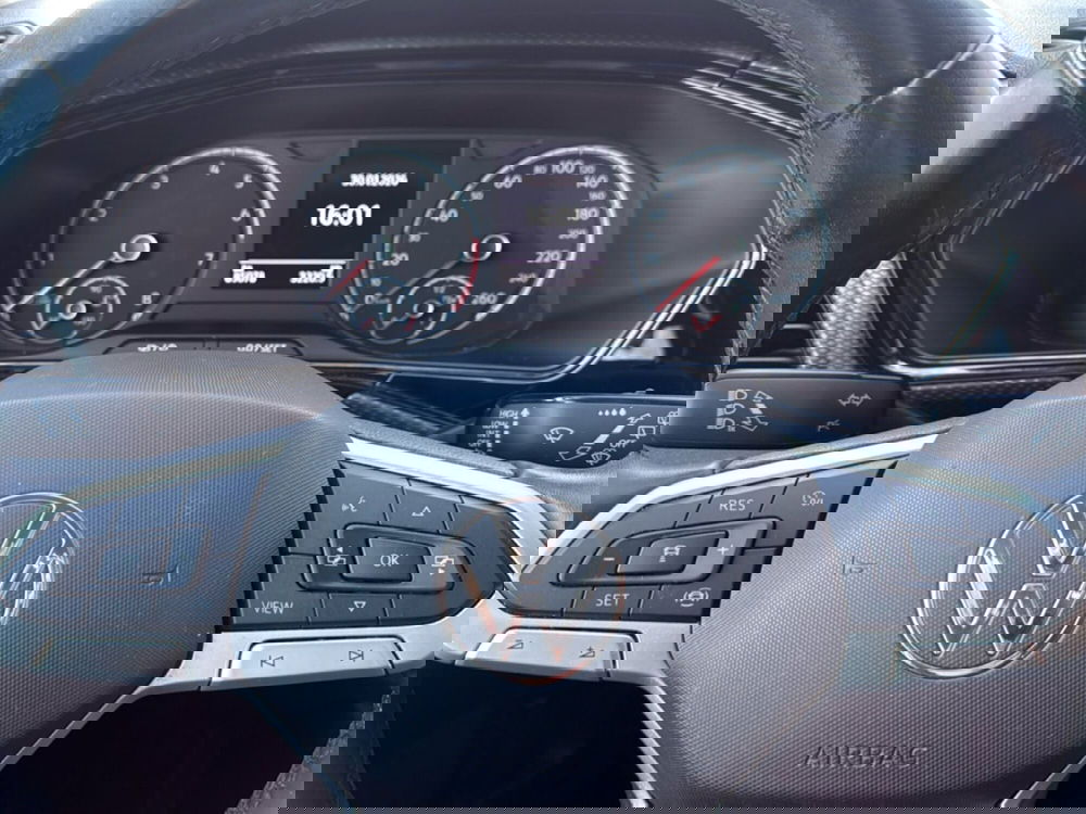 Volkswagen T-Cross usata a Terni (17)