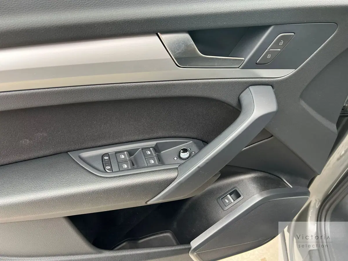 Audi Q4 Sportback usata a Brescia (7)