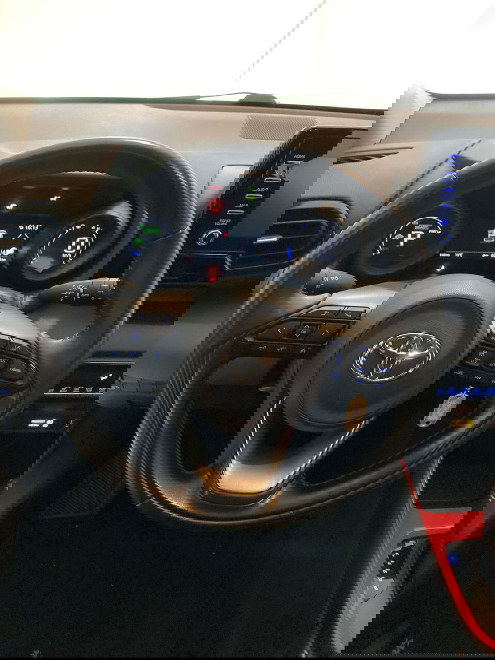 Toyota Yaris usata a Barletta-Andria-Trani (11)