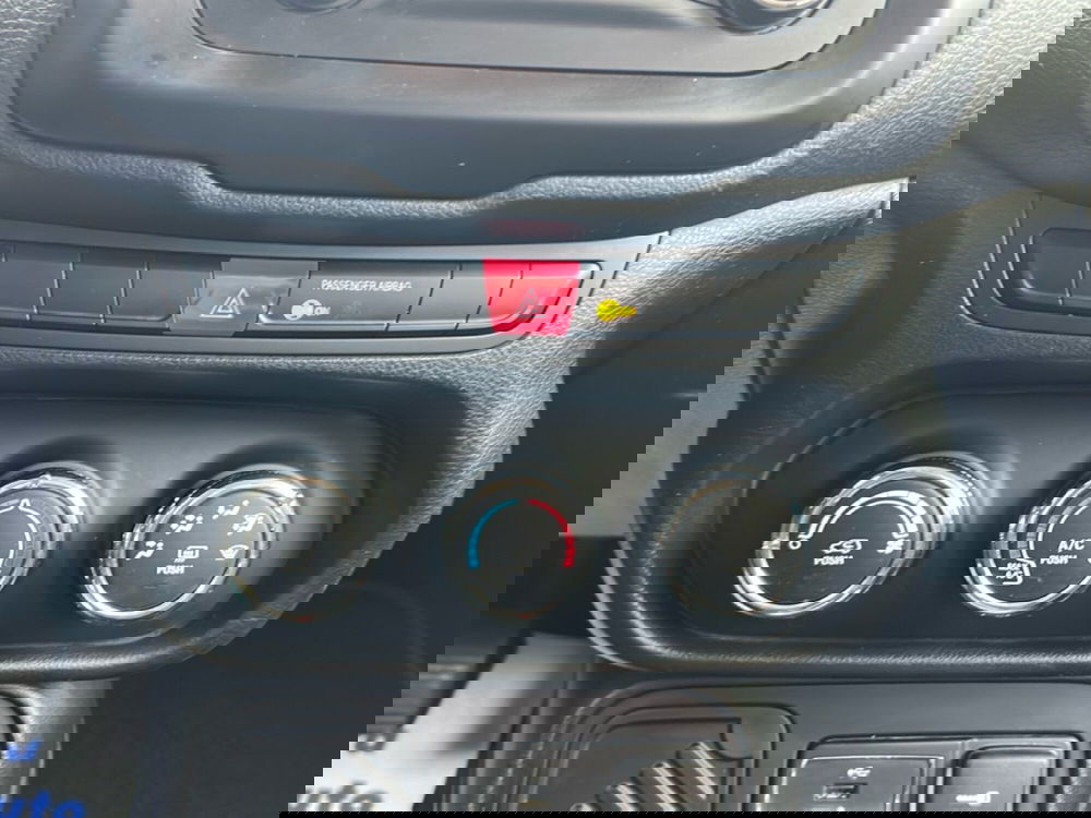 Jeep Renegade usata a Vercelli (14)