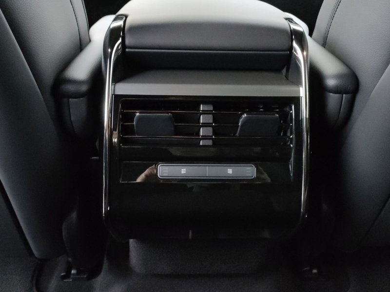 Land Rover Range Rover Sport usata a Milano (17)