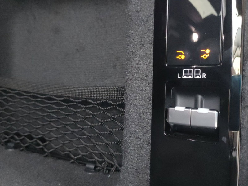 Land Rover Range Rover Sport usata a Milano (19)