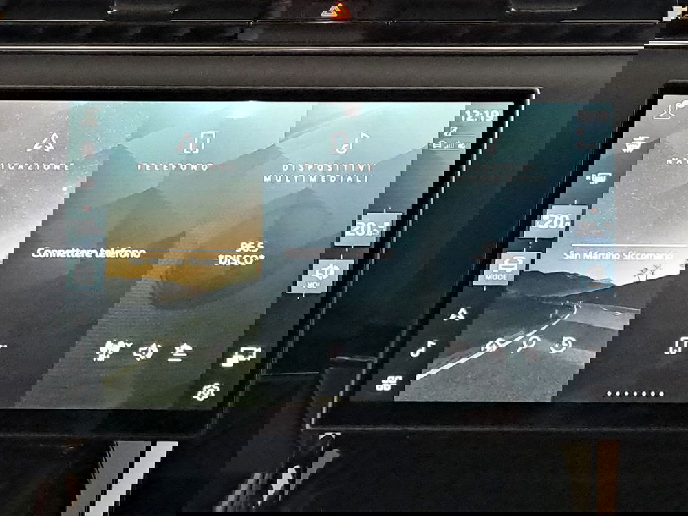 Land Rover Range Rover Sport usata a Milano (11)